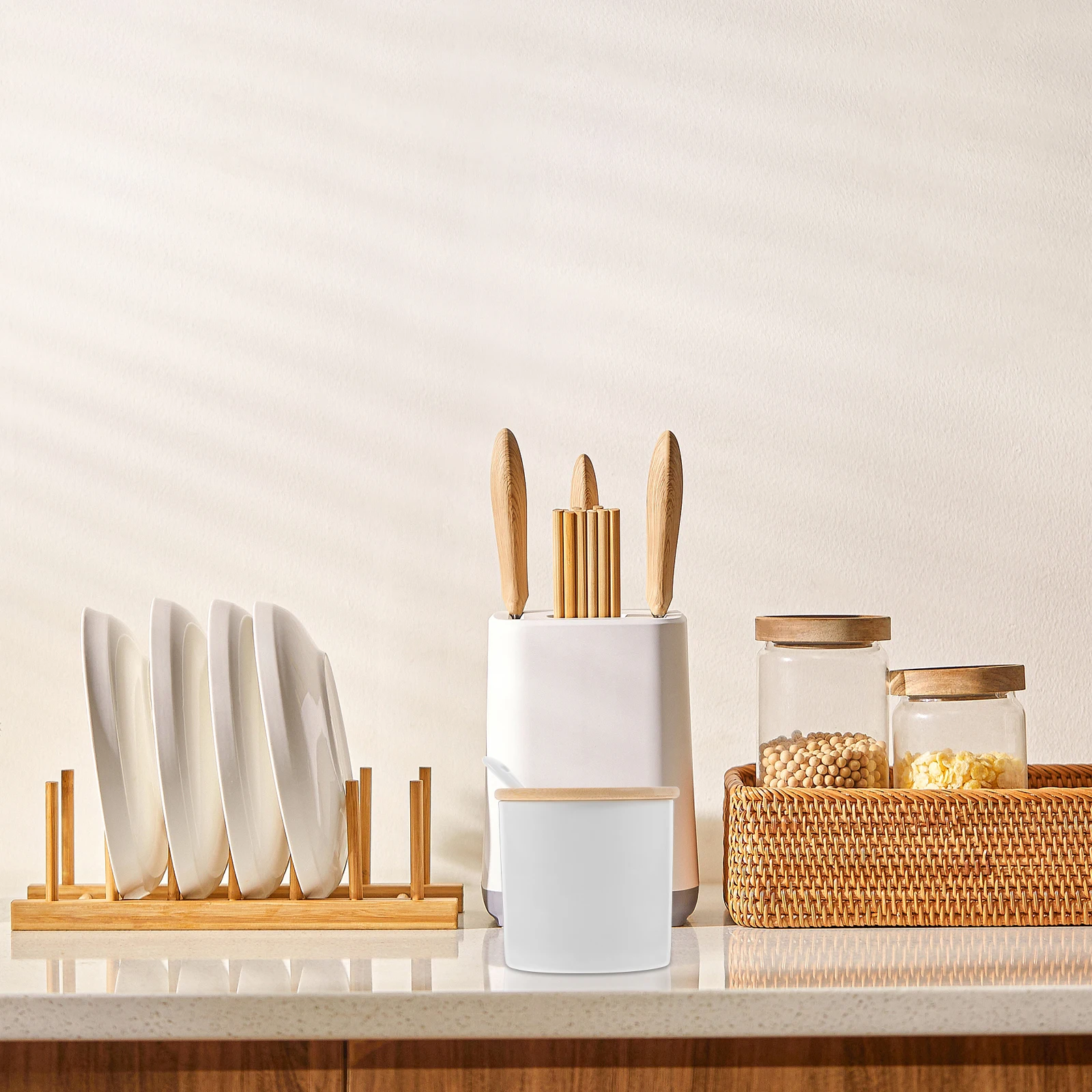 

1 set 1 Set Ceramic Seasoning Container Jar Lid Spoon Salt Sugar Pepper Holder Kitchen Storage Organizer Condiment Dispenser Bbq