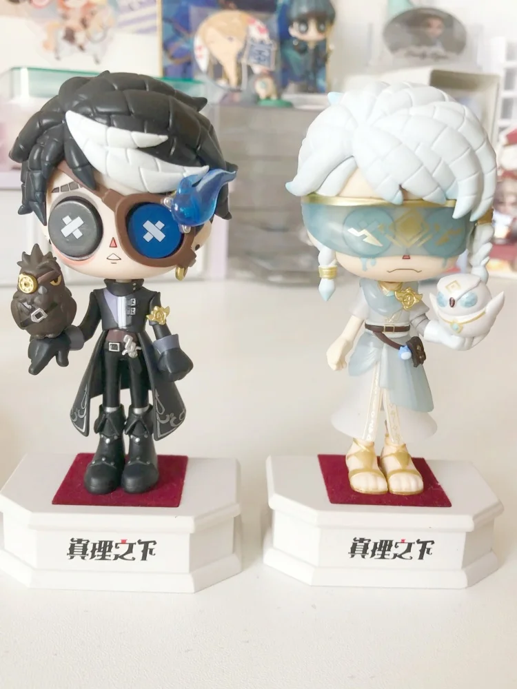 الهوية الحقيقية الخامس الجمعية الشكل إيما وودز بستاني Naib Subedar المرتزقة تريسي ريزنيك ميكانيكي إيلي كلارك سير نموذج اللعب