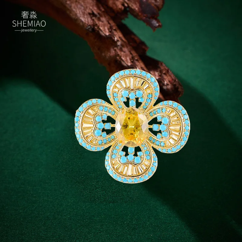 Chinese Style Lucky Four Leaf Clover Brooch Turquoise Blue Gold Sparkly Elegant Lapel Pin For Coat Scarf Auspicious Fortune Gift