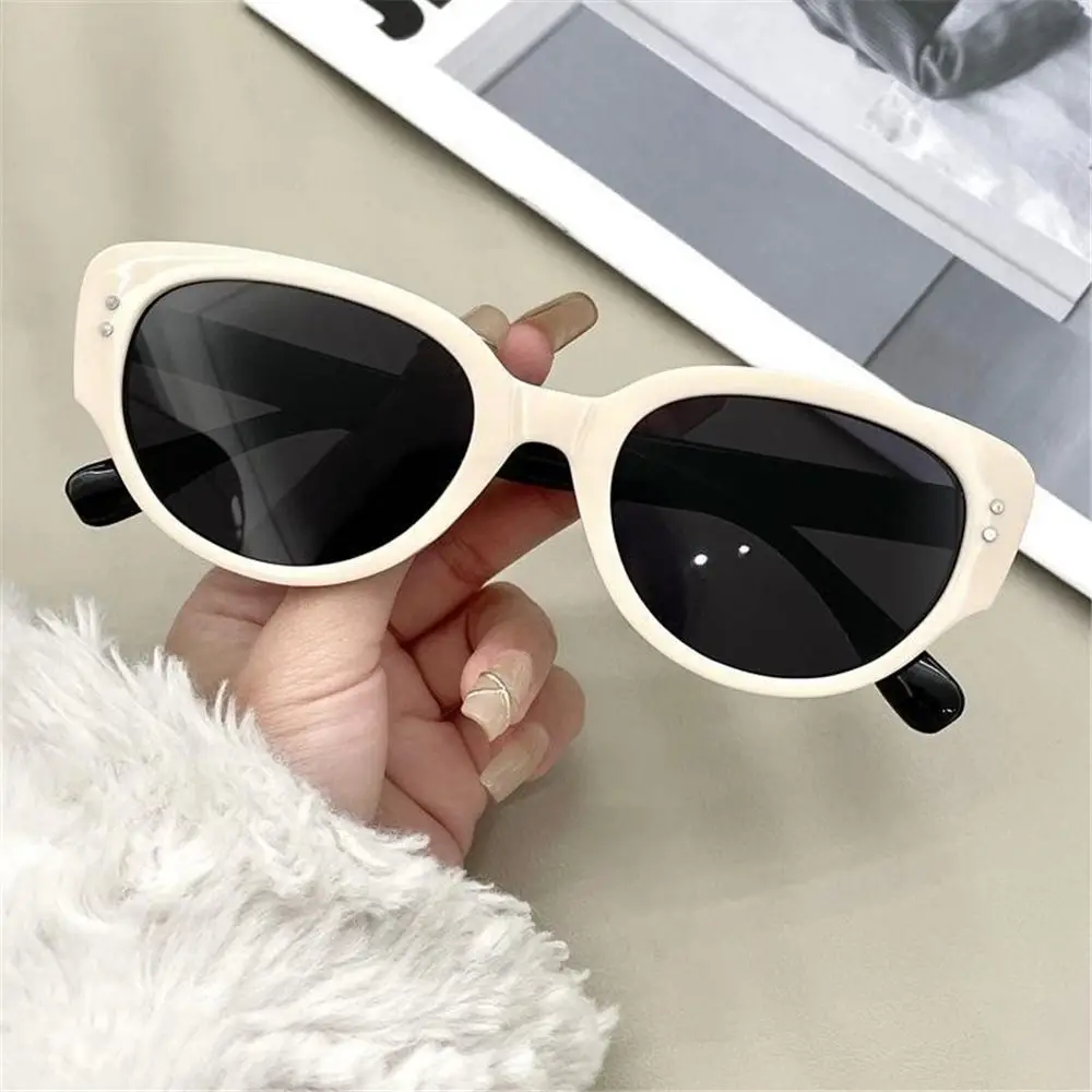 UV Protection Cat Eye Sunglasses Trendy Oval Retro 2K Eyewear Vintage Rivets Sun Glasses for Women & Men