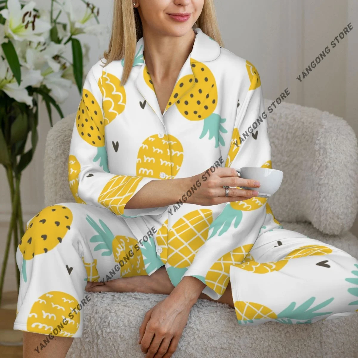 

Spring and Autumn Long Sleeve Pants Pajamas Loungewear Set Yellow Pineapple And Hearts Women's Pull Edge Loose Sleeping Suit