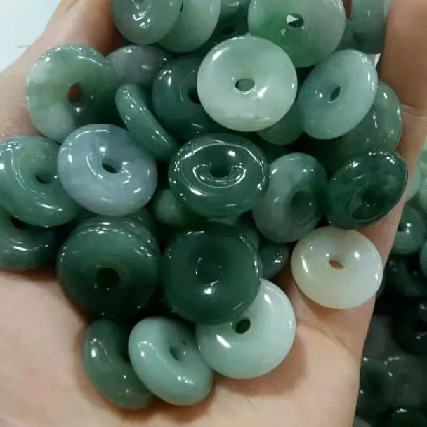 5PC naturalne Jade Emerald 18mm szmaragdowy pączek wisiorek klamra bezpieczeństwa akcesoria do koralików DIY bransoletka biżuteria ręcznie rzeźbione szczęście Amulet