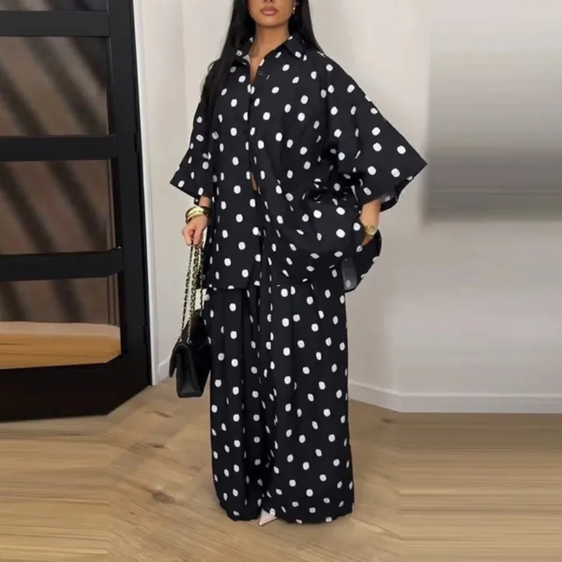 B 2026 Neues Damen-Set mit Polka-Dot-Muster, 2-teilig, Oversize-Kurzarmhemd und Weite-Hosen, Lässiger Loser Anzug – Detail 14