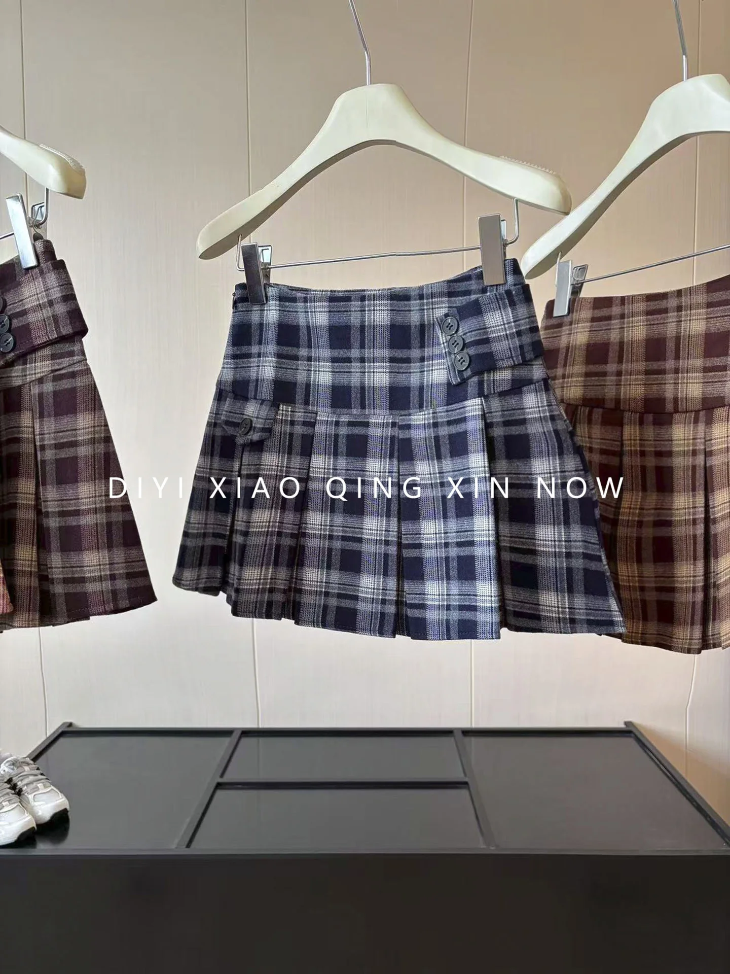 Retro Plaid A-Line Skirt Women's Autumn High Waist Pleated Skirt Sweet Spicy Girl JK Versatile Checkered Short Skirt