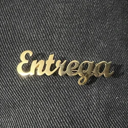 Broche de nome personalizado com carta entrelaçada para vestido, lapela, presente da dama, aniversário e presente de Natal