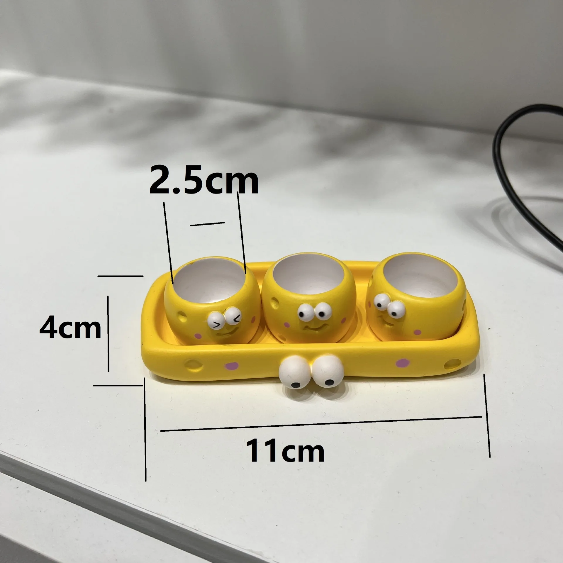 

Fun Desktop Mini Cartoon Thumb Pot Flower Pot Succulent Mini Pot Creative Potted Plant Desktop Mini Green Plant Plant Pots