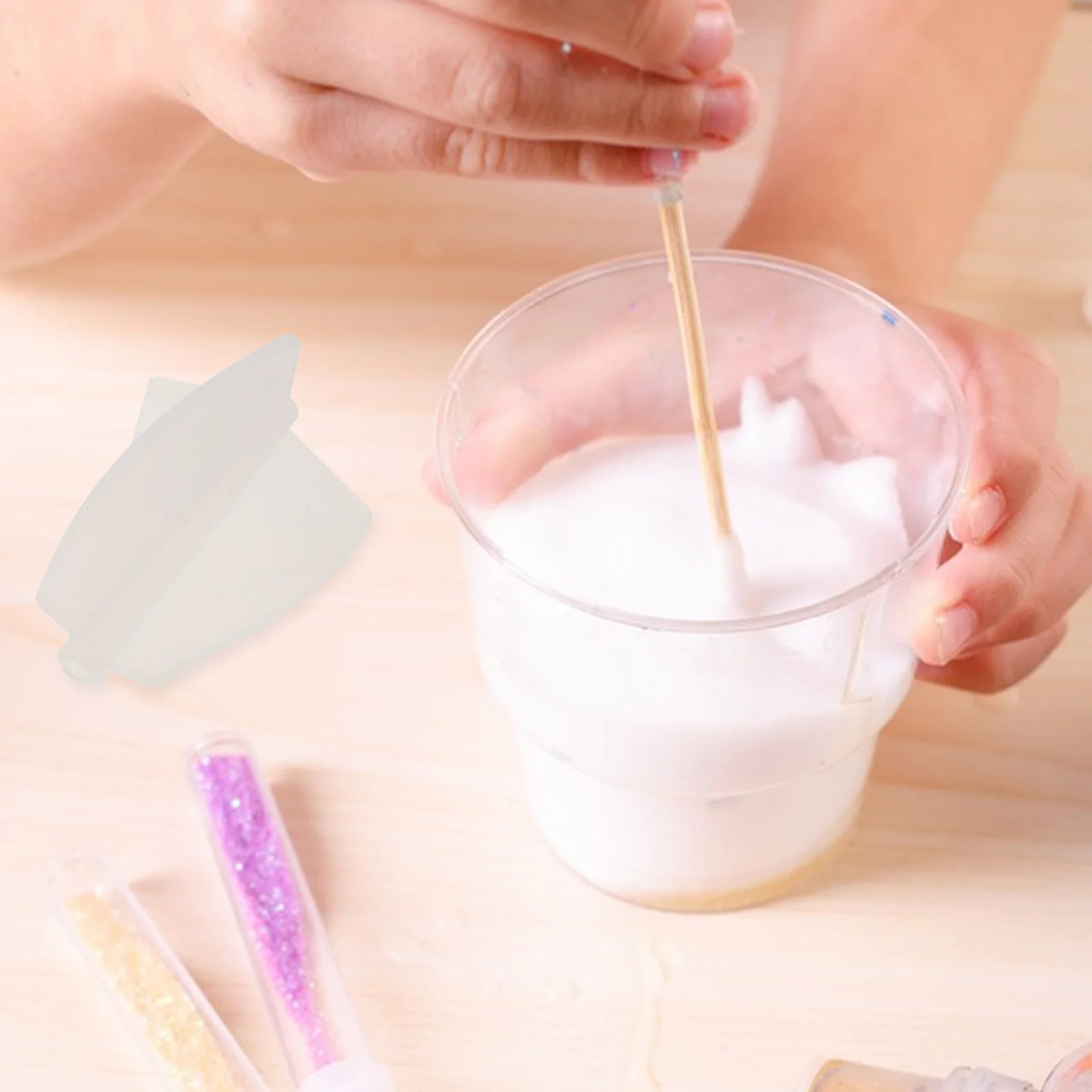 

4Pcs Paint Stirrer Mold Silicone Resin Mixer Paddle Convenient Handheld Epoxy Mixing Tool for DIY Crafts Paint Stirrer Mold