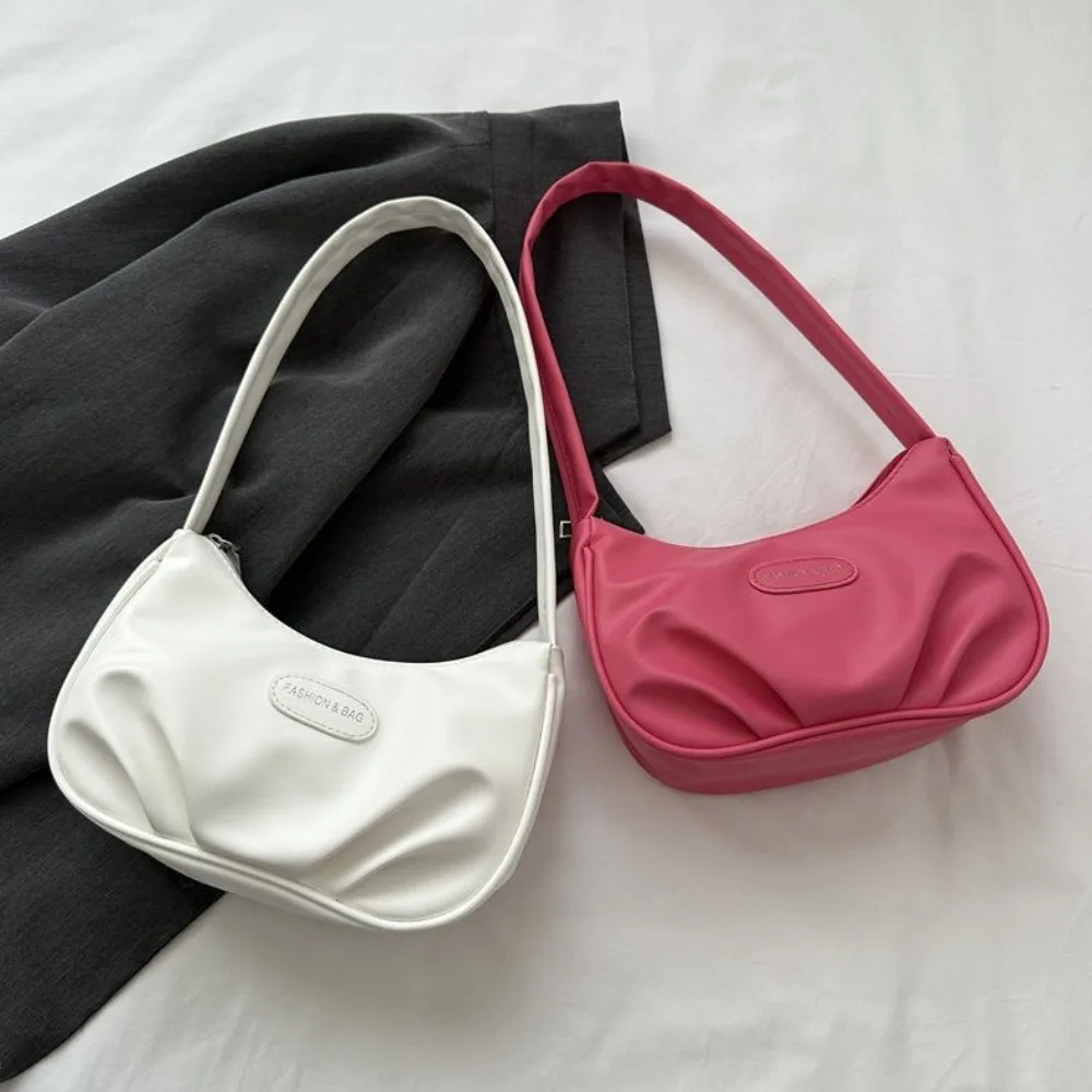 Bolso de hombro de media luna de PU, bolso para teléfono con letras, bolso para axila estilo Y2k, bolso de maquillaje de gran capacidad para lápiz labial, bolso de compras de cuero