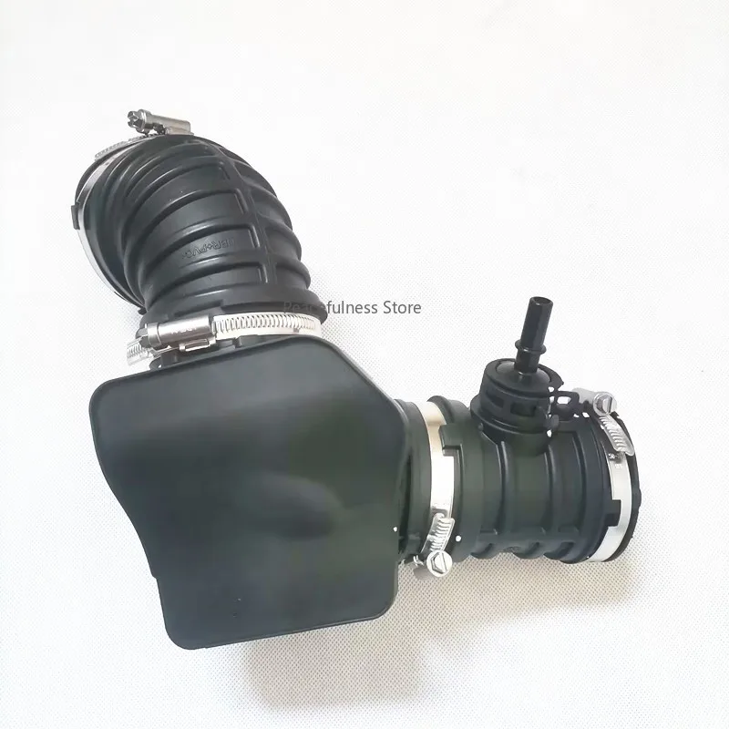 Suitable for Roewe I6 17-19 MG 6 Air Filter Outlet Pipe Assembly Air Filter Outlet Hose 1.5T