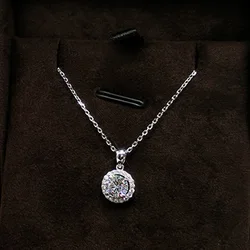 Huitan Gorgeous Round Zirconia Pendant Necklaces Women Elegant Female Party Accessories Delicate Gift Versatile Trendy Necklaces