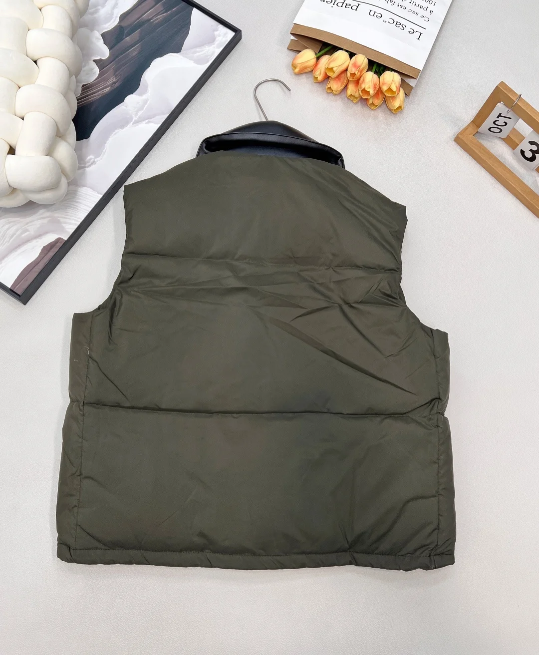 26 Autumn/Winter Color-Matched Premium Collar Sleeveless Down Jacket Vest, Leather and Down Fabric
