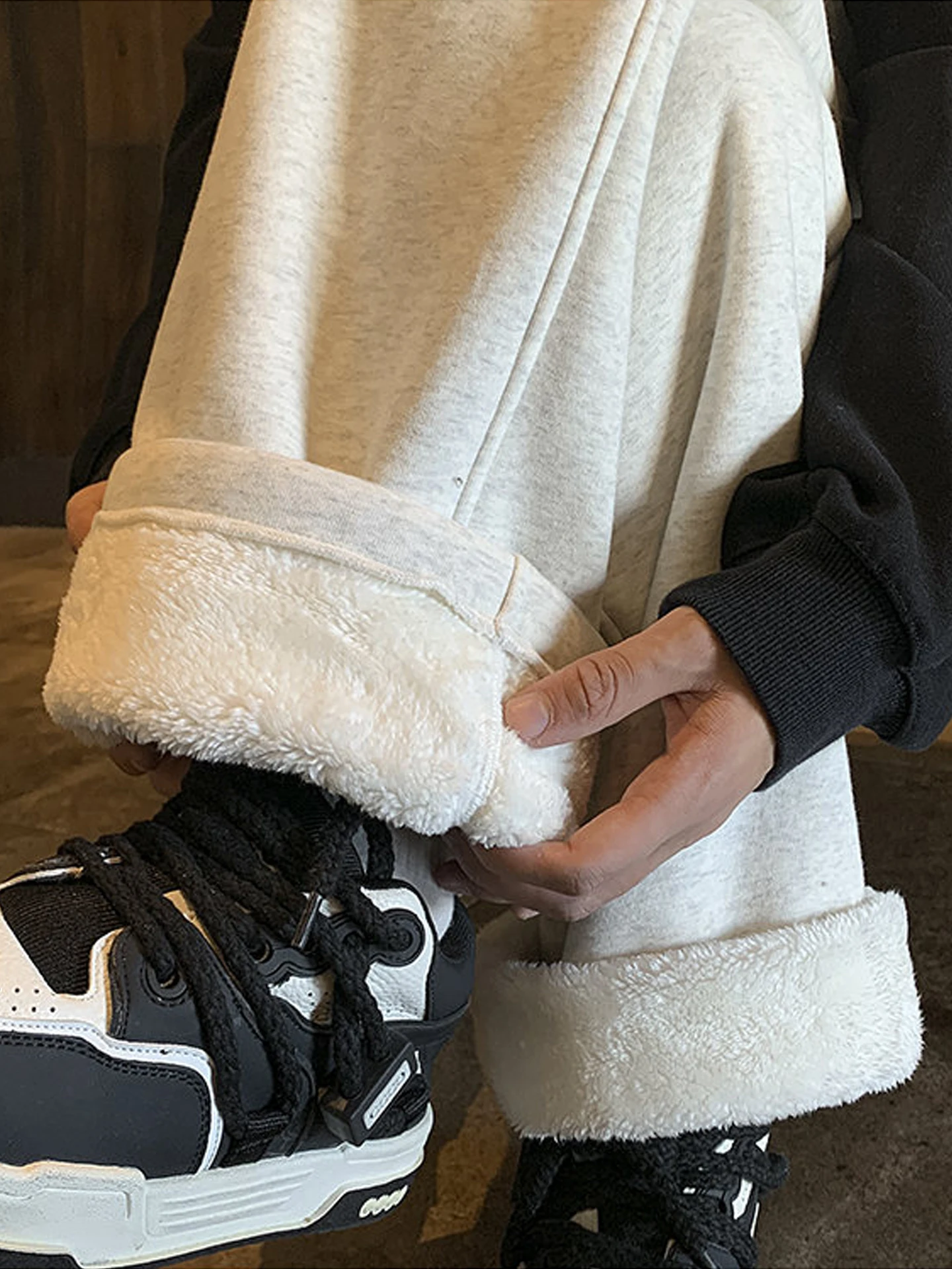 

Ultra-Thi Lamb Velvet Straight Leg Sweatpants Men Winter Fce Lined Thi Warm Cold Resistant Loose Casual ey Pants