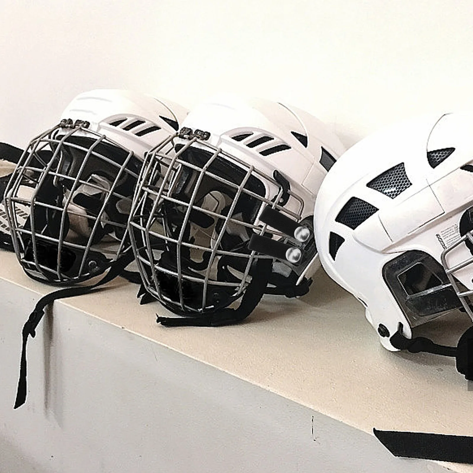 

2Pcs Chin Strap for Hockey Sports Polyester Replacement Buckle Universal Fit Secure Under Chin Protection