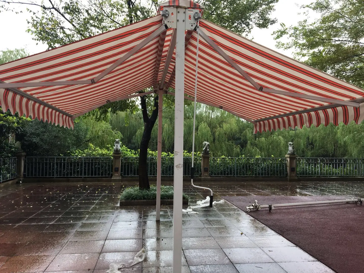 

OEM Large Outdoor Retractable Awning Tent Outdoor windows Canopy Full Cassette Motorized Patio Double Open Awning Customizable