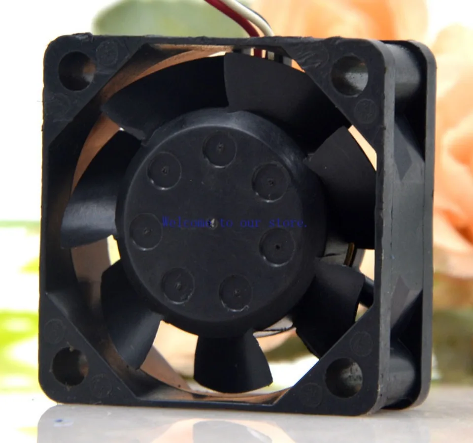 

Для 1606KL-01W-B59 NMB 4015 5 В 0,32 А 4 см/см, большой объем воздуха, осевой шаровой вентилятор