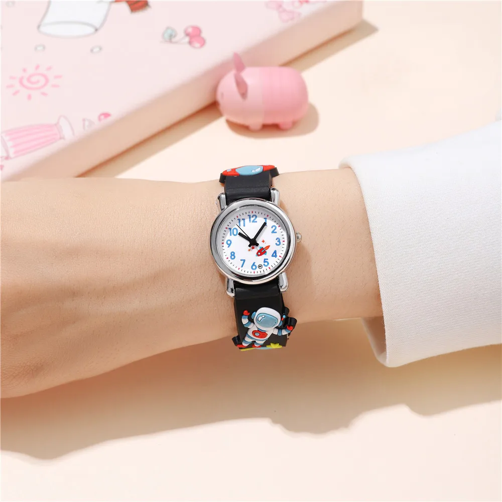 Hot Sell Spaceman Children Watch For 1-15 years old Boys Soft Silicone Cartoon Kid Wristwatch Clock