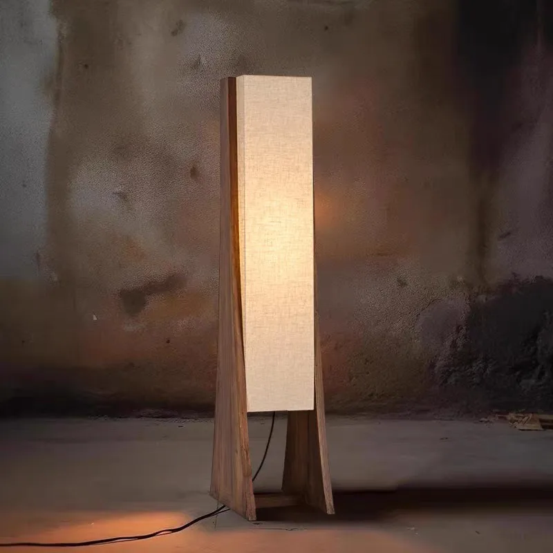 old wood is surprised by  dead wind floor lamp, the retro aisle atmosphere vertical lamp in the bedroom next to