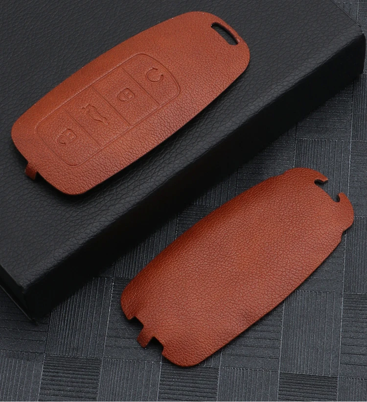 Suitable For Chery  OMODA 5 2022 - 2023 Zinc Alloy + Leather Car Remote Key Case Cover Anti Scratch and Wear-resistant