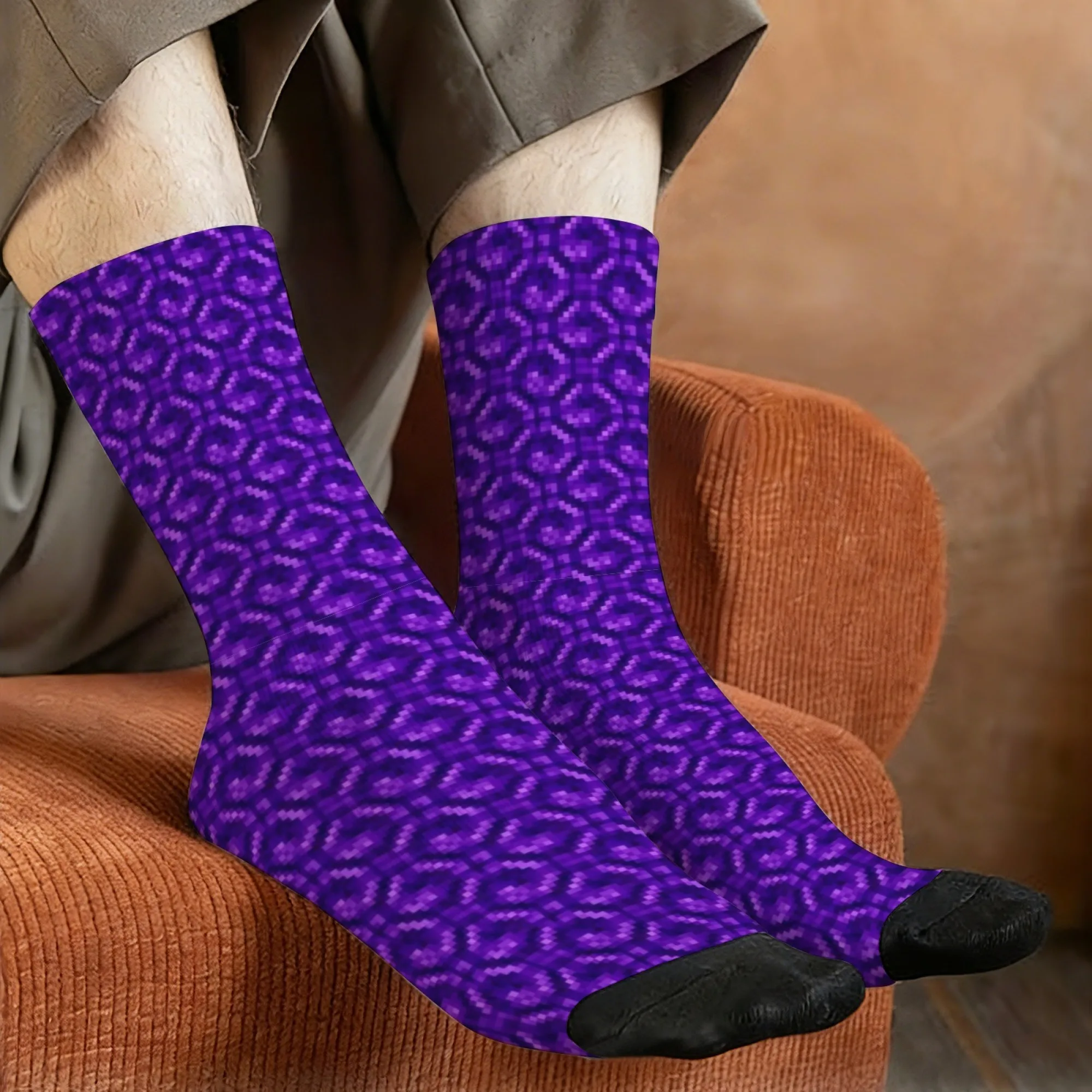 Purple Pixel Spiral Socks Skin-friendly Breathable Non-slip Men's Socks Fitness Hiking Camping Trendy Fashion Streetwear Socks