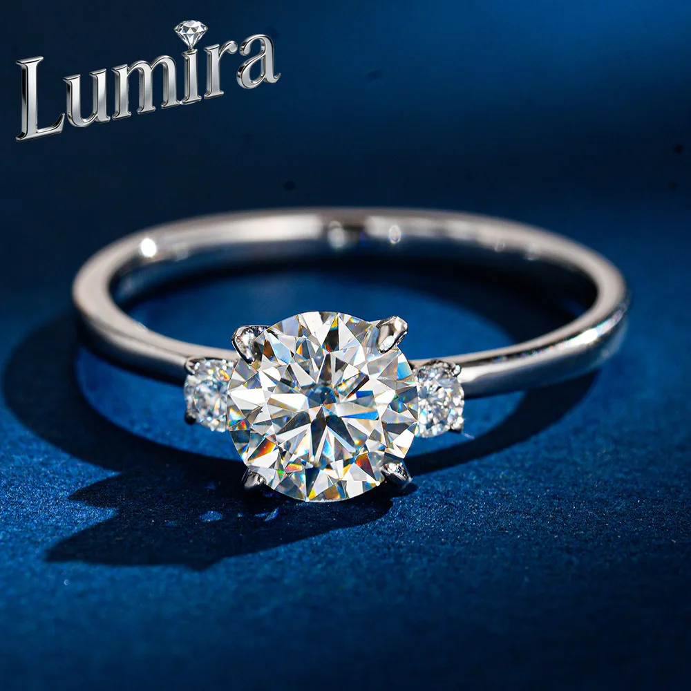 Lumira Platinum PT950 1-carat Women's Four-prong Moissanite Ring, Fashionable Wedding and Engagement Diamond Rings