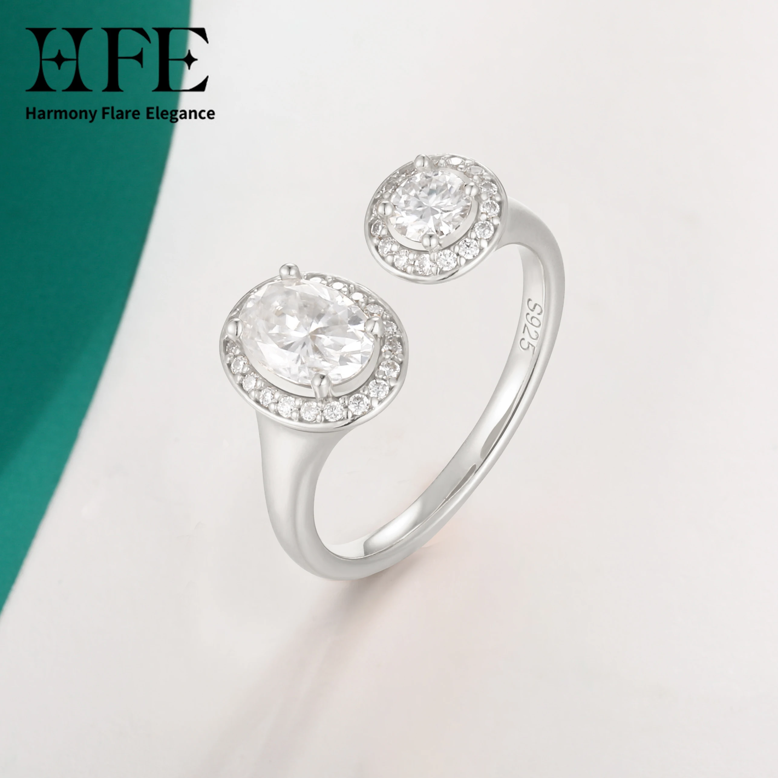 HFE بيضاوي الشكل مويسانيتي حلقة مفتوحة الوزن الإجمالي 1.4 قيراط 925 فضة قابل للتعديل المرأة الفاخرة الماس خاتم الحفلات
