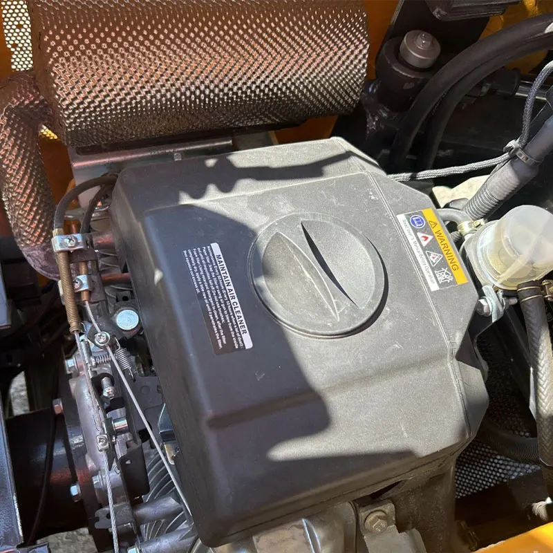 Spot ~ لودر منزلق صغير متعدد الوظائف ثلاثي العجلات، جرافة ديزل هيدروليكية خفيفة الوزن، وملحقاتها