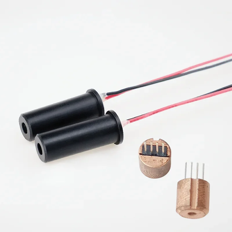 

Модуль зеленого лазерного диода 520 нм 35 МВт, оптический компонент DIY GH15130C8C для сенсорного освещения и проекта электронного дизайна