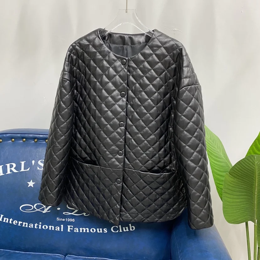 Loose Fit Damen Faionable Round Ne Quilted Eepskin Leather Jaet New Arrival Ele Schlankheitsoberbekleidung