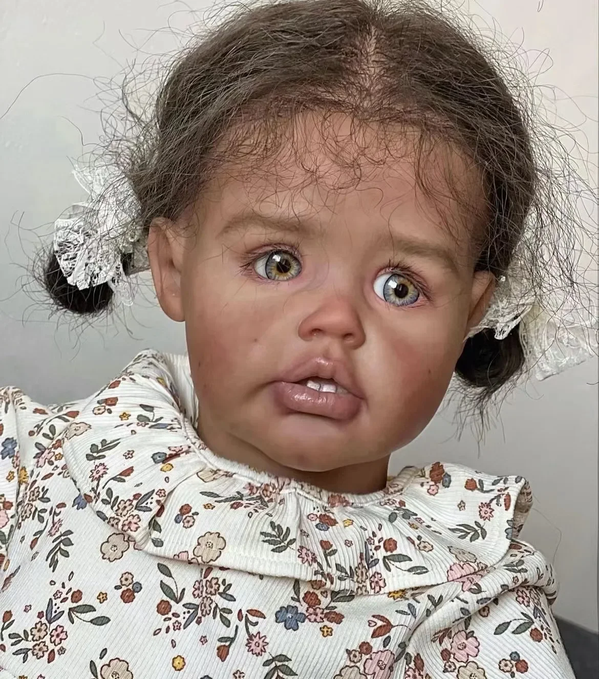 DLS مخصص محدود العرض 26 بوصة تولد من جديد الطفل ارييل رسمت عدة مع الشعر الجذور اليدوية الشوكولاته الجلد DIY جزء بواسطة الفنان