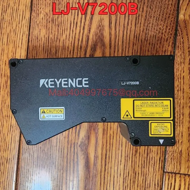 

Бывший в употреблении тест функции лазерного датчика LJ-V7200B обычно