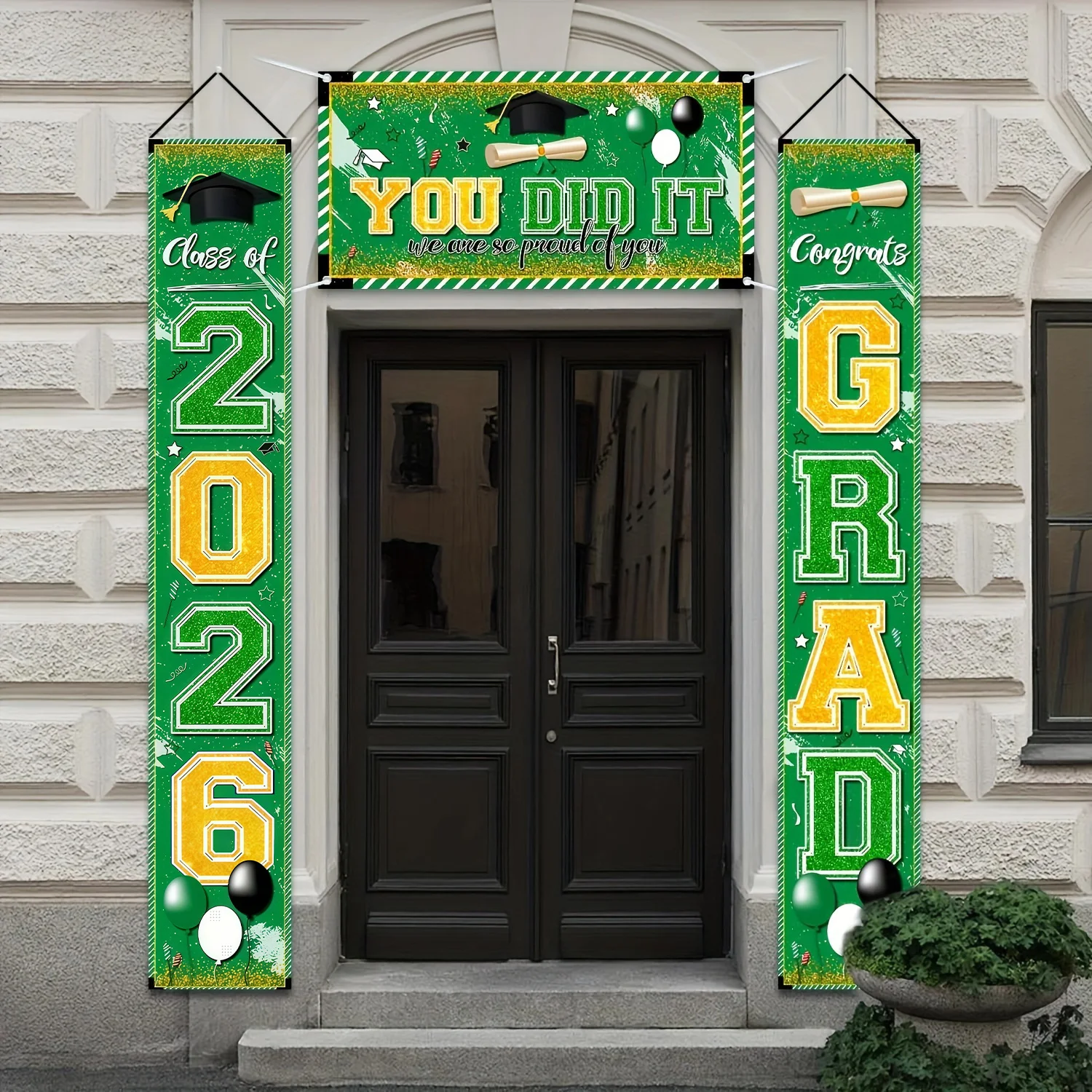 Party Banner Gold - 2026年卒業生の皆様、おめでとうございます！グリーン＆ゴールドのバナー、ポーチサインやパーティーの背景装飾に最適です。