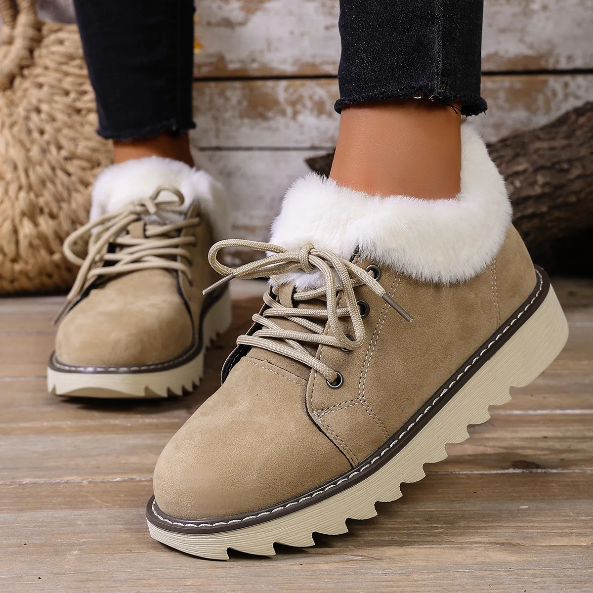 

2025 New style lace-up and fleece fleece cotton shoes, large size round toe thick-soled warm European and American snow boots