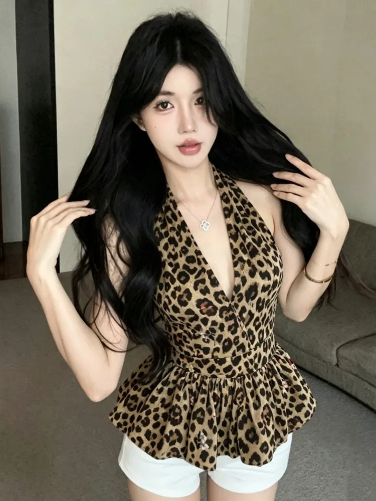 

Retro Leopard Print Halter Neck Sleeveless Vest Women's Summer Sexy Slim Fit V-Neck Hanging Neck Strap Top Design Sense