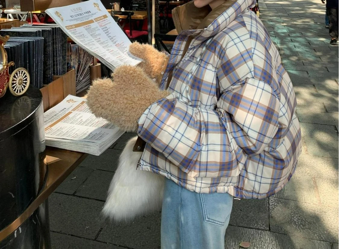 

2025 New Retro Short Style Tall Stand Collar Warm Cotton Jacket Versatile Puffer Jacket