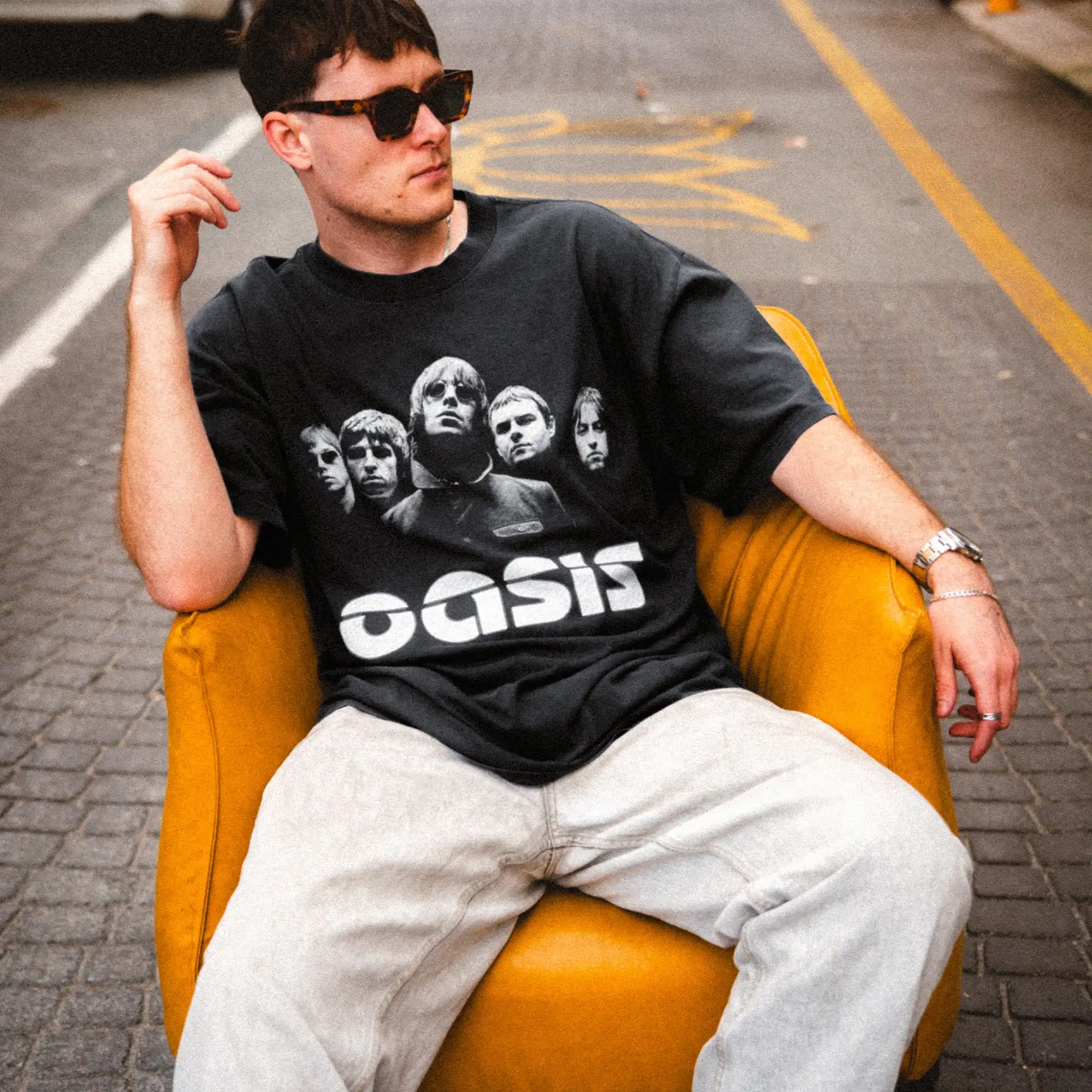 Vintage Oasis Band Photo  Graphic T-Shirt Cotton Men Women Streetwear Tee