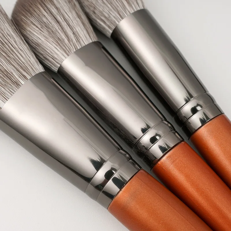 Set di pennelli per trucco professionale super morbidi da 12 pezzi per fondotinta, fard in polvere, kit di strumenti per trucco cosmetico per il viso