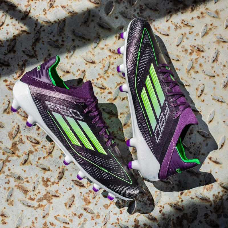 

FG/TF New Men Soccer Shoes Society Cleats Sports Ultralight Unisex Match Football Boots High-Quality Fast Breathable Sneakers