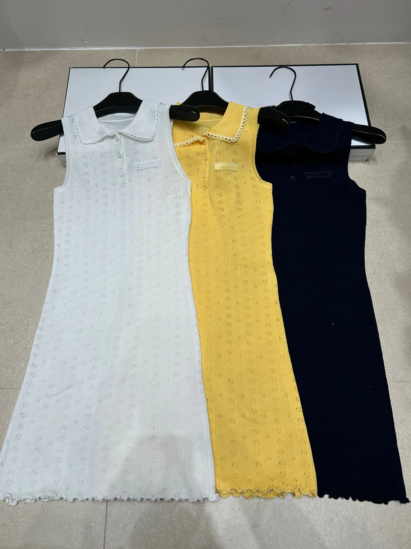 

VIBE Sweet Style Summer New Doll Collar Sleeveless Knitted Hollow Vest Skirt Women Slimming Apparent Thin Skirt