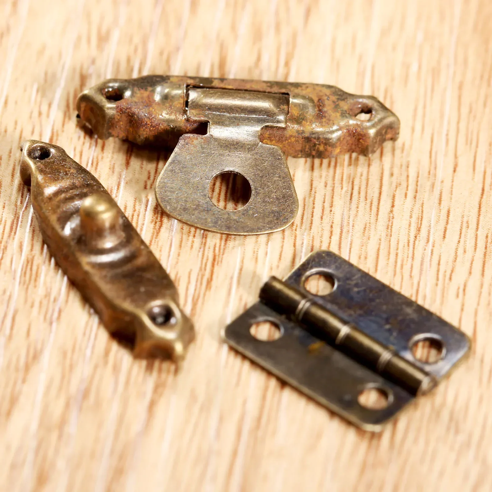 15pcs/set Antique Bronze Round Iron Hinges + Latch Hasps Jewelry Box Toggle Lock Furniture Hardware Vintage Decor Wine Wood Case