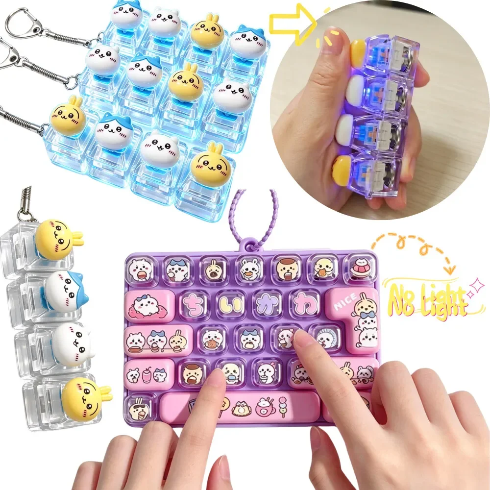 먼작귀 키캡 키링 Chiikawa 26-Key Fidget Keychain Caps Clicker 4-Key Light Up Pendant Hachiware Usagi Relief Anxiety Relief Toy