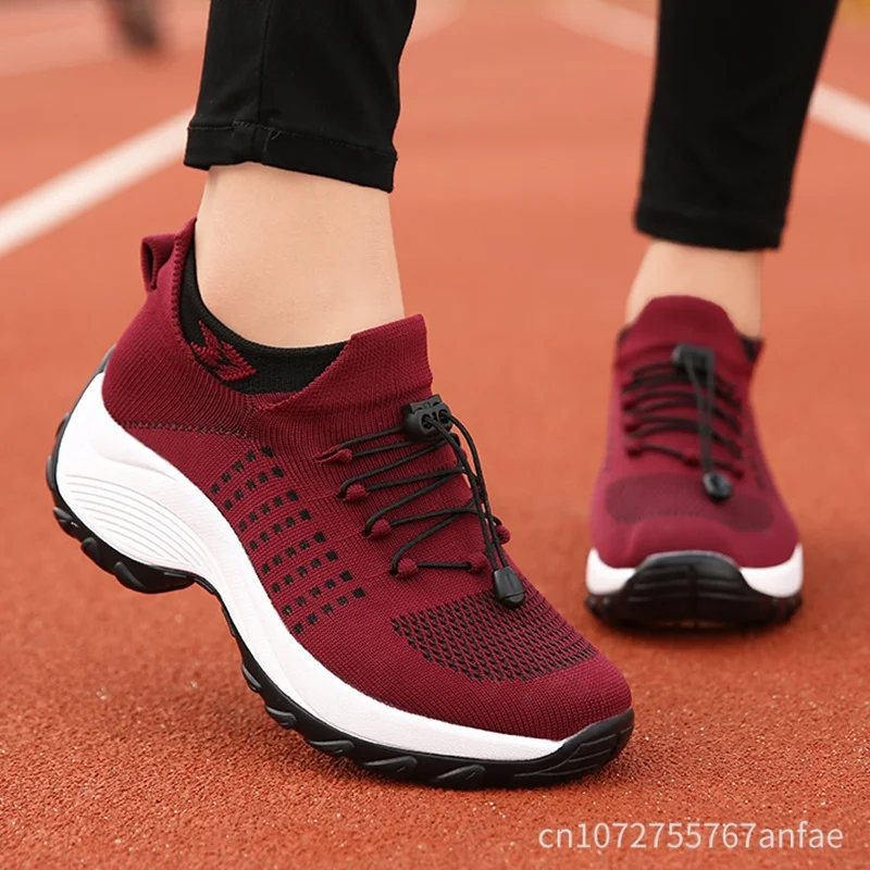 Outdoor Women Walking Sneakers Fashion Jogging Sock Shoes Mom's Shoes Trainers Breathable Ladies Platform Non-Slip Light Loafers