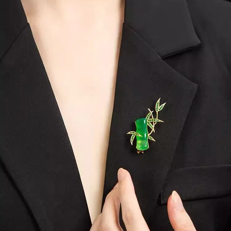 Silk Hanfu Natural Chalcedony Bamboo Brooch Women's High-End Women's Corsage Pin Design Sense Niche Temperament Jade Comparable