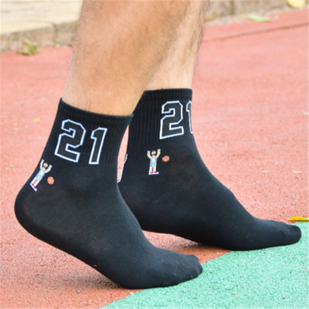 Chaussettes de sport unisexes Harajuku pour hommes, étoiles drôles de basket-ball, haute qualité respirante, numéro porte-bonheur, mode, 09, 21, 23, 24/35