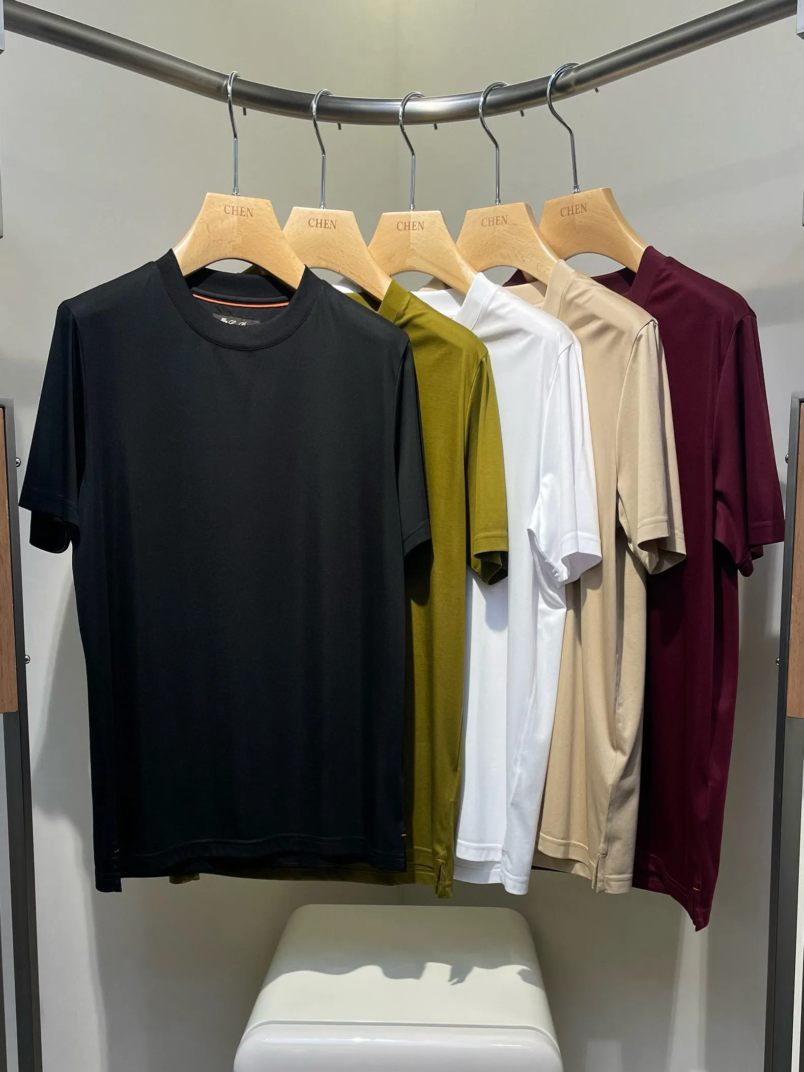 

LP итальянская мужская одежда, новинка лета 25, ацетатная шелковая хлопковая дышащая однотонная модная повседневная футболка с коротким рукавом