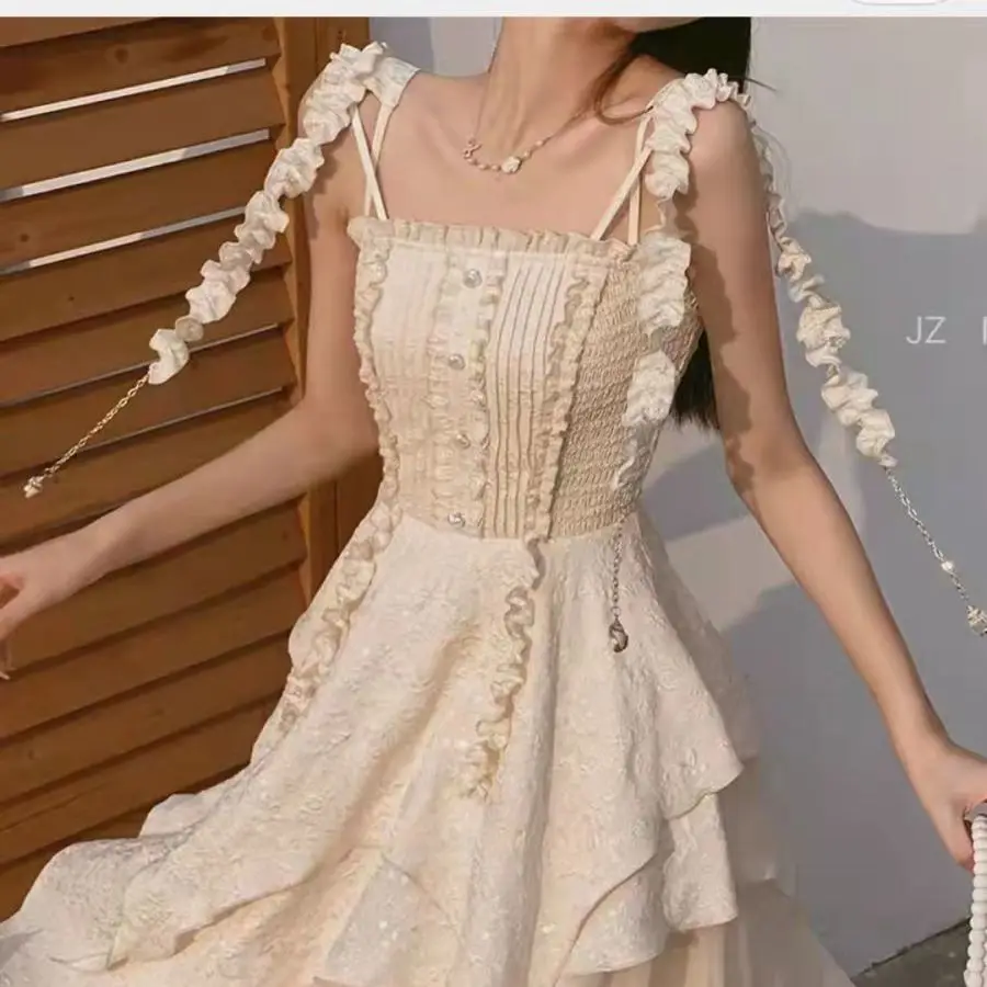 فستان الأميرة على الجري الصيفي بحمالات فستان نسائي راقي للركبة بشراشيب صيف 2025 فستان جديد على شكل حرف a