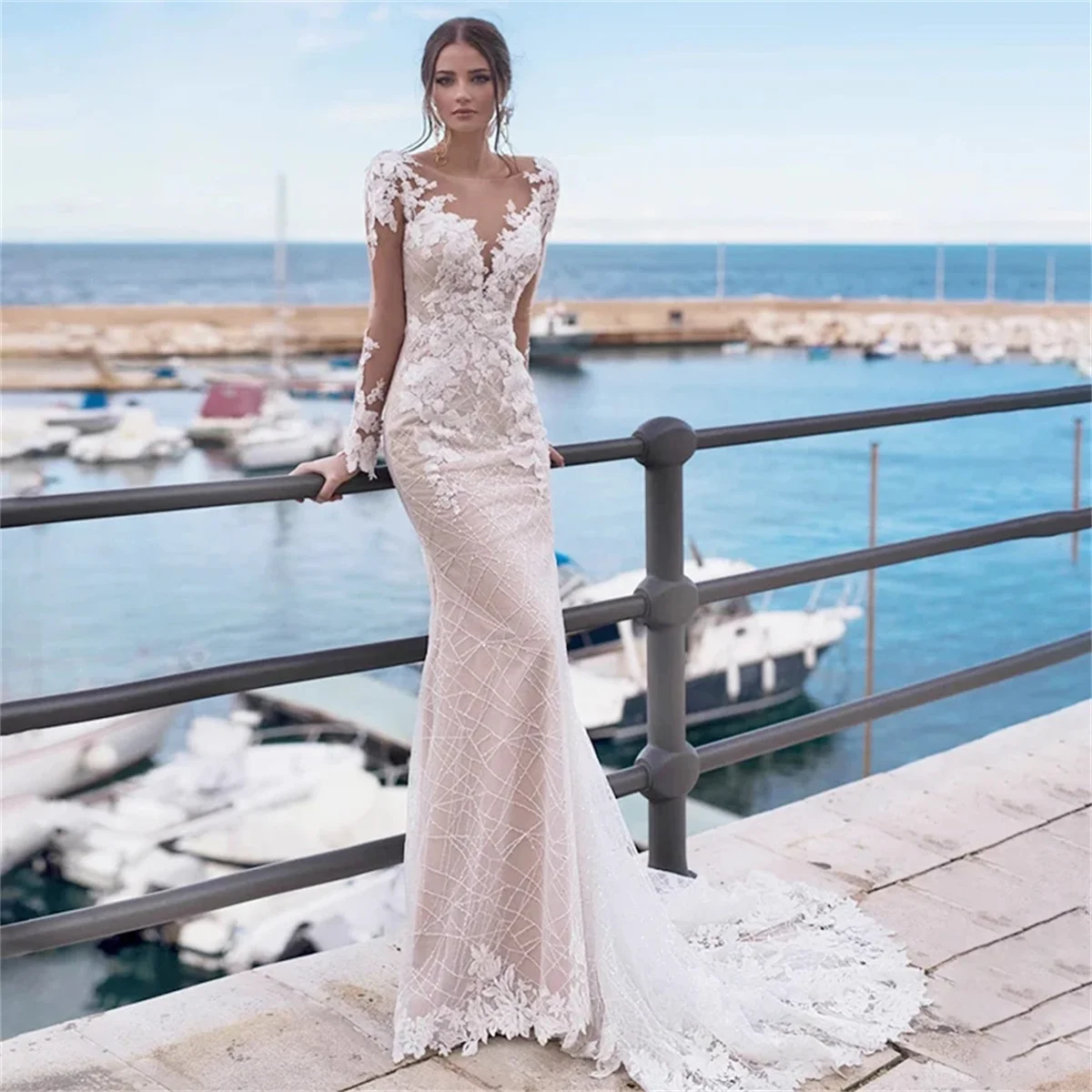 

Customized Sexy Mermaid Wedding Dresses Lace Appliques Beads Chain Backless Bridal Gowns Engagement Dresses With Covered Buttons