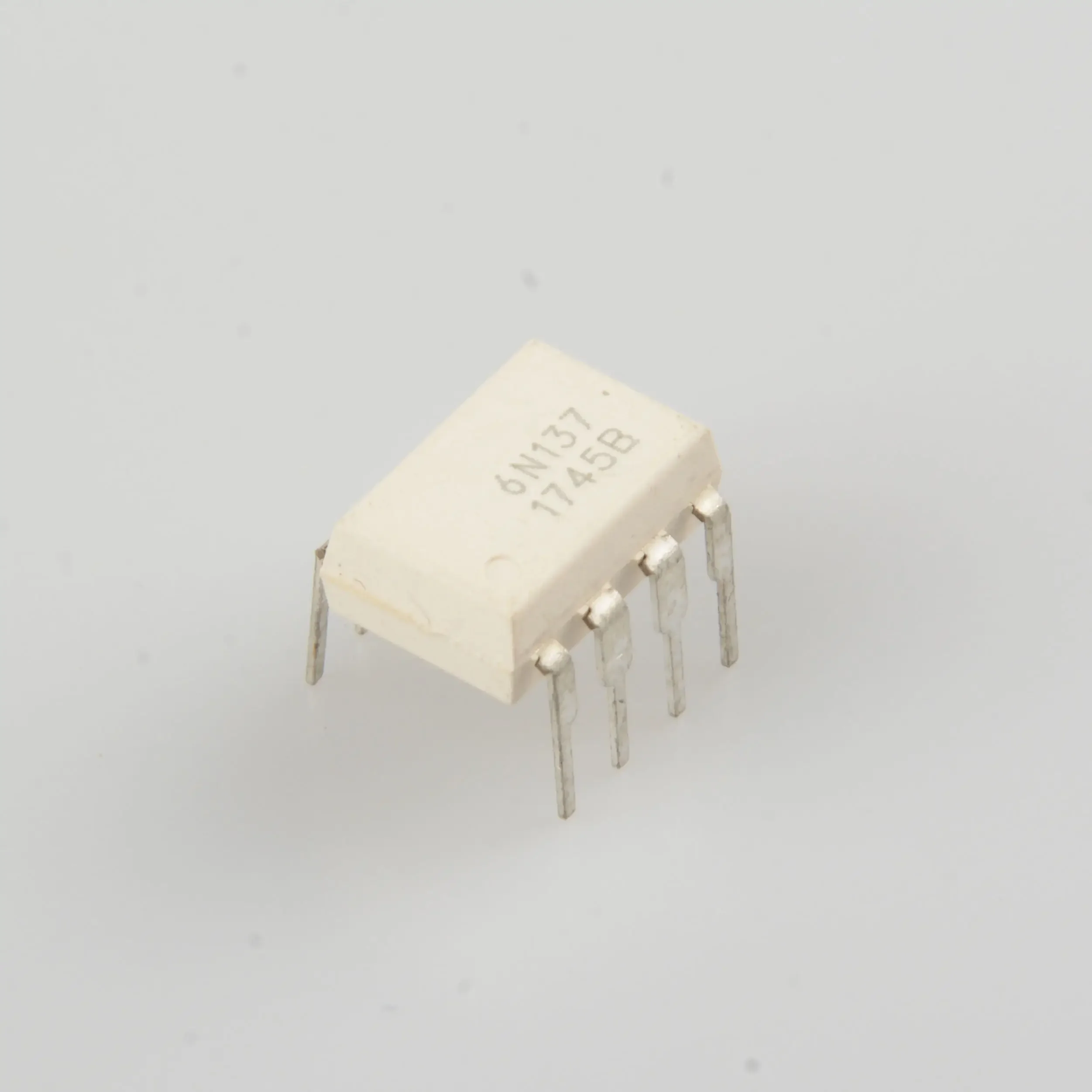 High Speed Optocoupler 50pcs 6N137 Optocoupler, In-Line DIP-8 Package, White