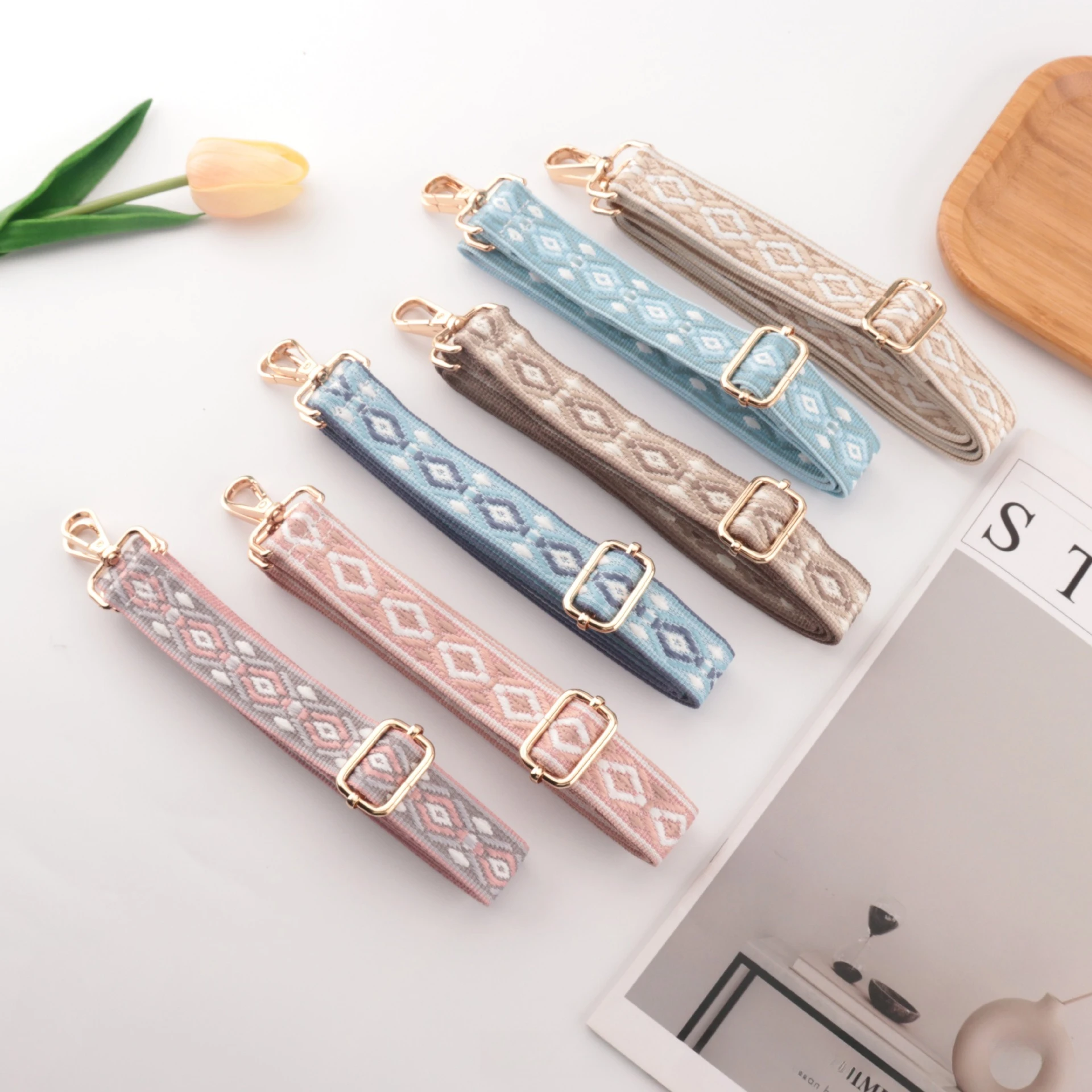 

Жаккардовый цвет, широкий плечевой ремень, аксессуары, женская сумка на одно плечо, косая регулировка, сменный плечевой ремень