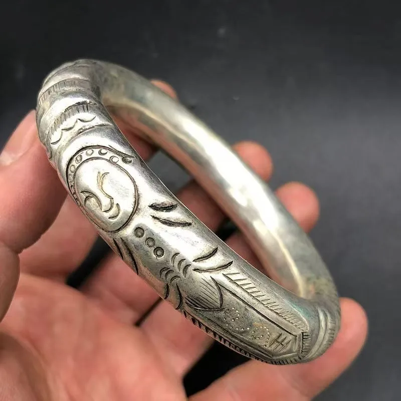 Antique Copper Bangle Qianlong Era Mark Human Figure Pattern Vintage Chinese Collectible Retro Bracelet