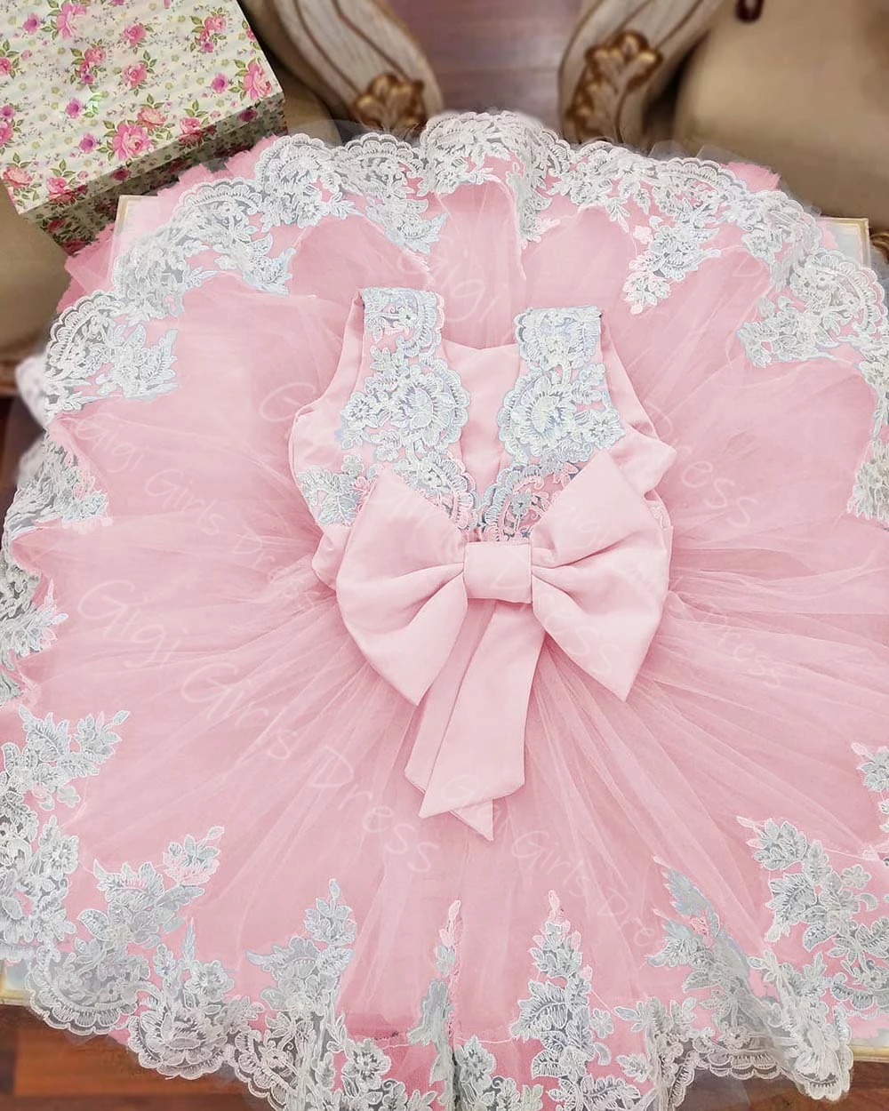 Vestido de menina de flor personalizado para casamento, crianças, renda branca, apliques de tule, princesa, concurso, comprimento de chá, vestido de aniversário